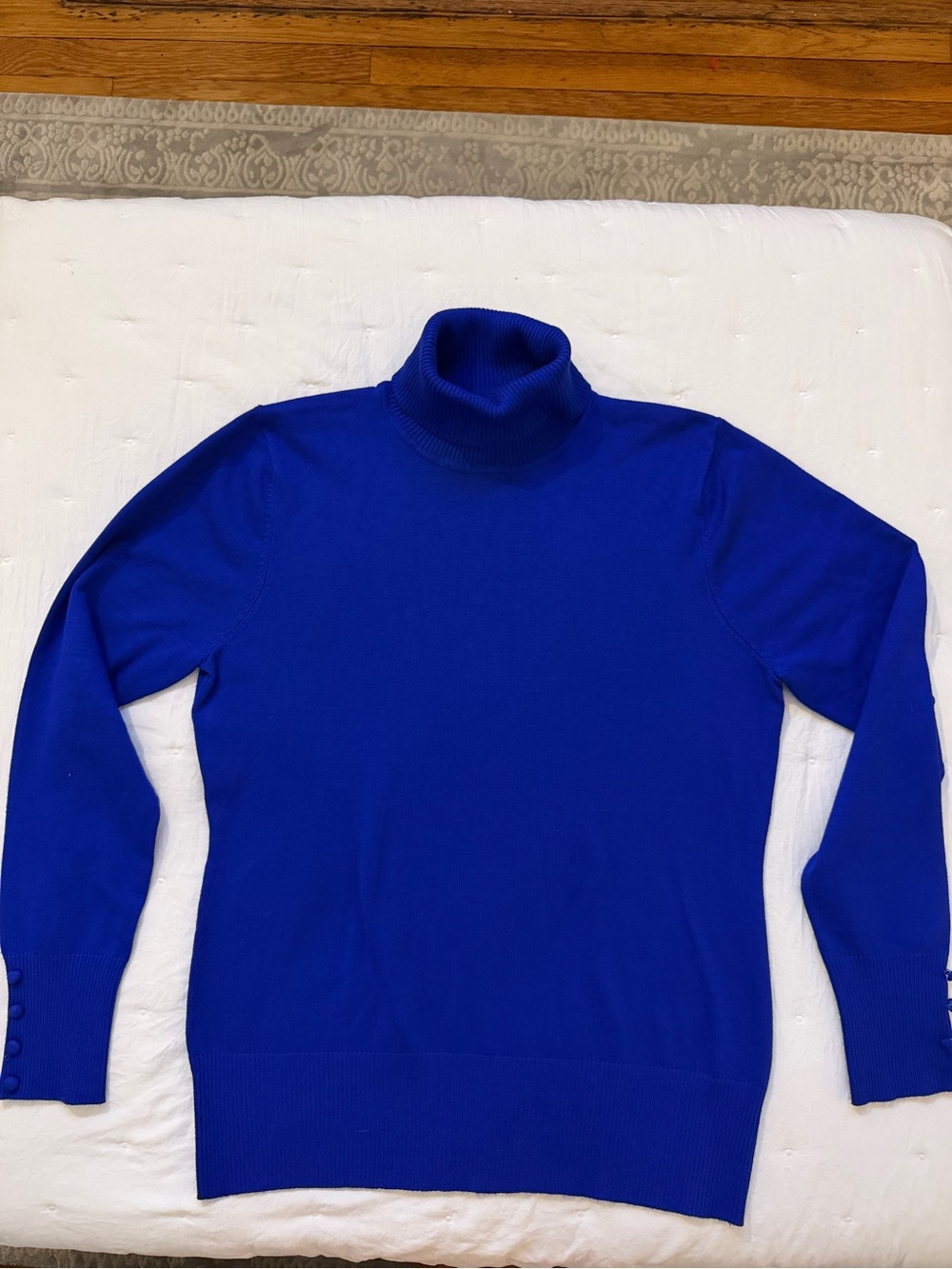 Cable & Gauge Women’s Super Soft Turtleneck Sweater in Cobalt Blue - Picture 3 of 4